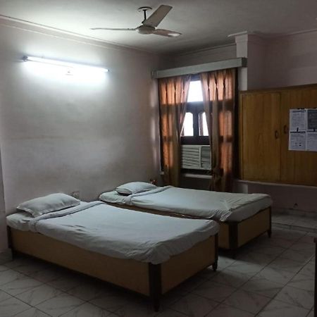 Oyo 80830 Hotel Buddha International Bodh Gaya Dış mekan fotoğraf