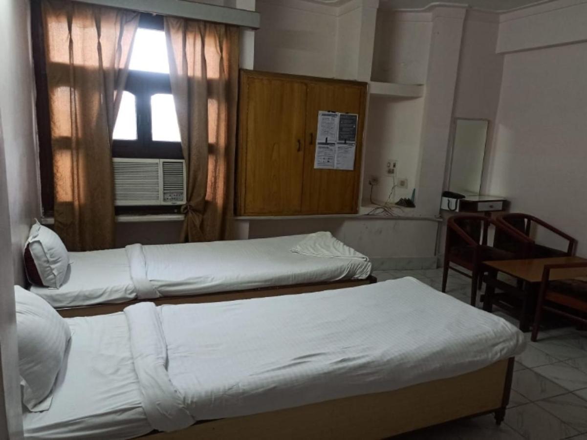 Oyo 80830 Hotel Buddha International Bodh Gaya Dış mekan fotoğraf