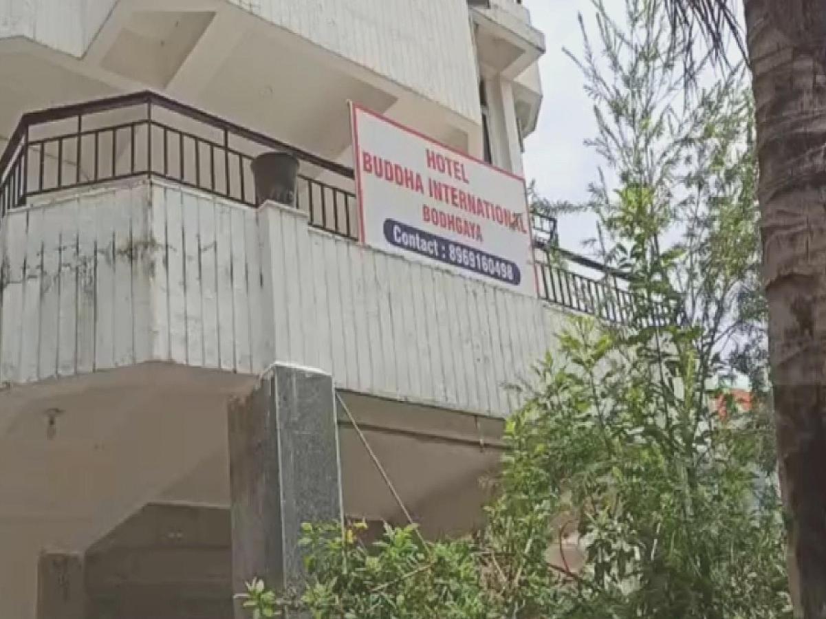 Oyo 80830 Hotel Buddha International Bodh Gaya Dış mekan fotoğraf